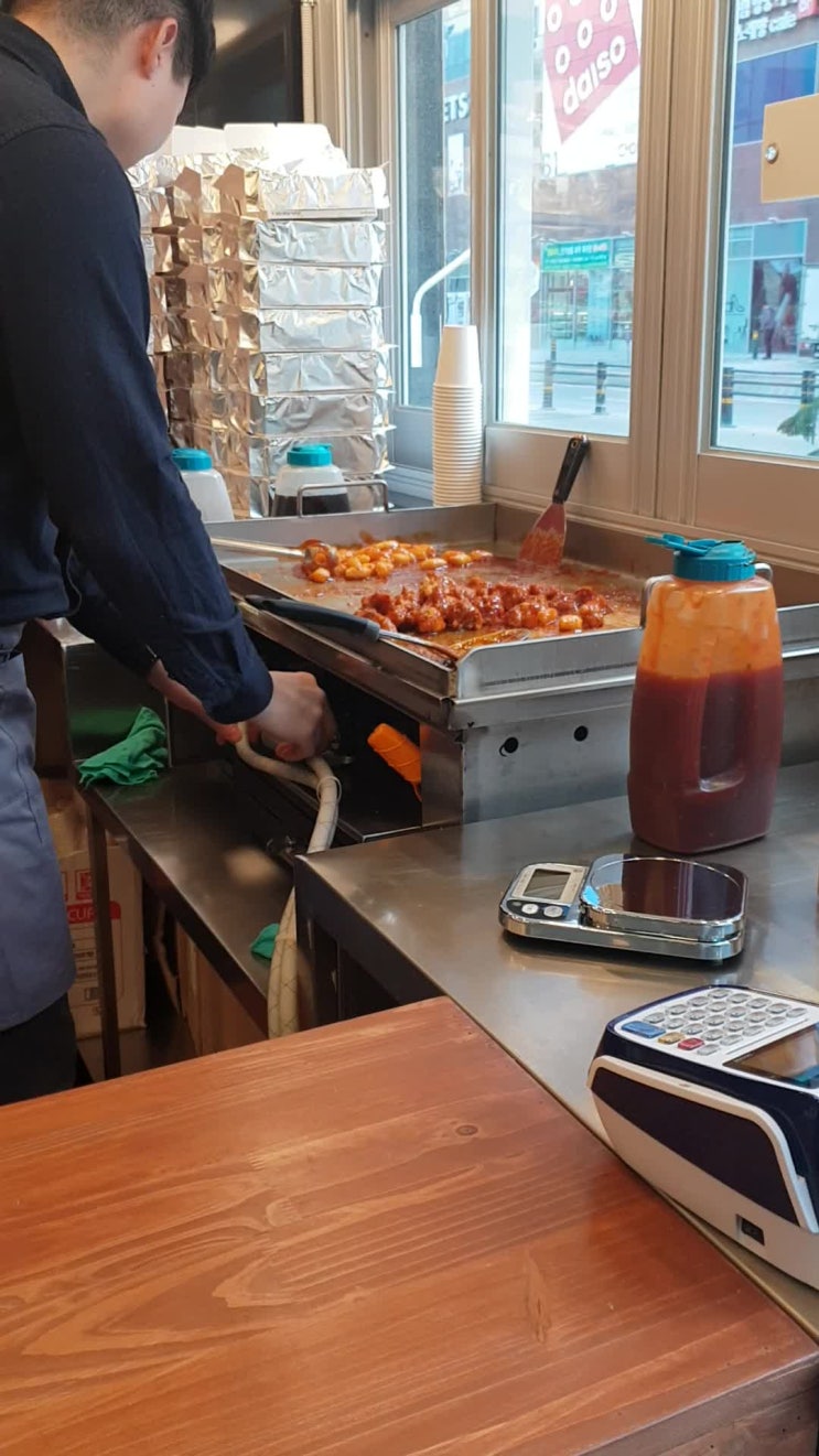  민락2지구 닭강정 맛보세요~