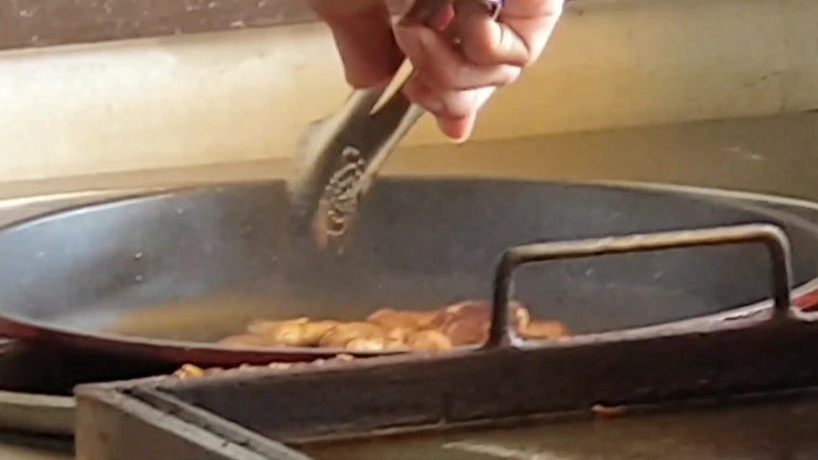  제주도맛집 멕시코요리전문점 칸스(CANS) 흑돼지를 넣은 제주 흑돼지 타코