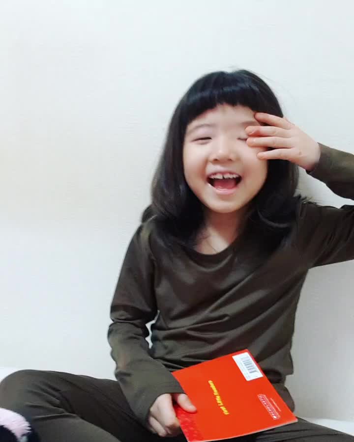  2019 설연휴 #영어책으로 유튜버놀이 #분당서울대병원피부과#유아한포진?!