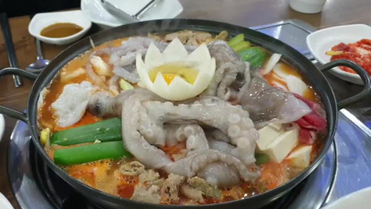  서울 고터 맛집에서 먹어본 일번지육개장 낙곱전골