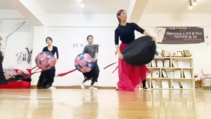  골든캣츠와 함께하는 나만의 이색취미 한국무용배우기! 취미무용전문교육기업 골든캣츠 논현점 월요 연수반 오늘 하루 어땠나요?(골든캣츠 한국무용 취미한국무용 취미무용배우기 취미생활추천)
