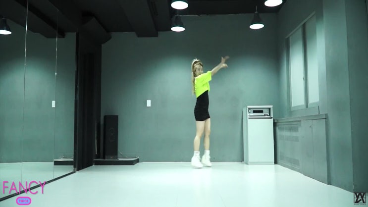  트와이스(TWICE) - FANCY(팬시) 안무 거울모드 DANCE MIRRORED COVER [와와댄스 마포본점]