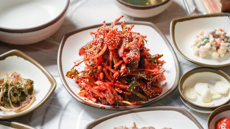  남해 독일마을 맛집 전복돌솥밥에다 호래기무침 지대로 한 상!
