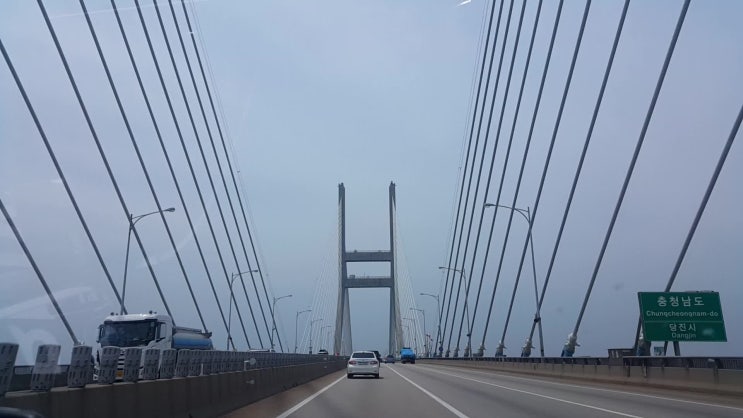  서해안고속도로 주말교통상황 서해대교를 건너다.