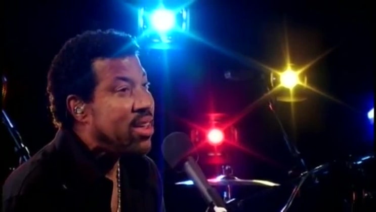  HELLO - LIONEL RICHIE