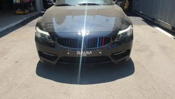  [라움오토] BMW E89 Z4 IS범퍼 교환 작업