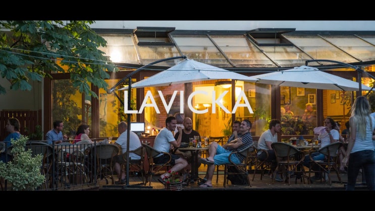  프라하 분위기 깡패 레스토랑 Lavicka / by고프라하