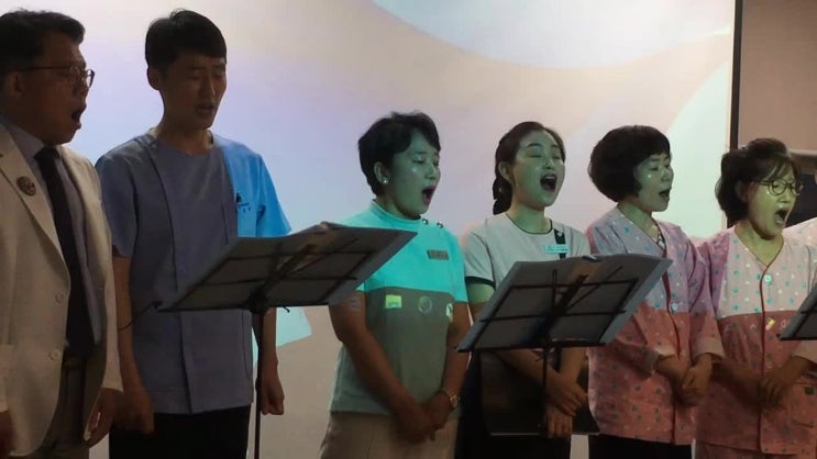  오아시스 요양병원 직원 합창_송창식의 "왜 불러"
