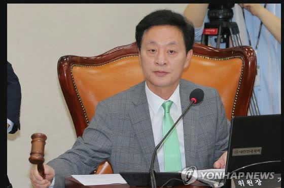  정두언 사주관상