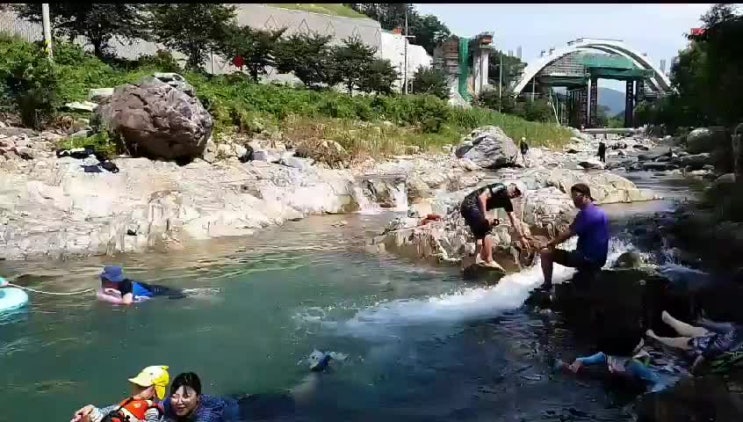  아베의 내일