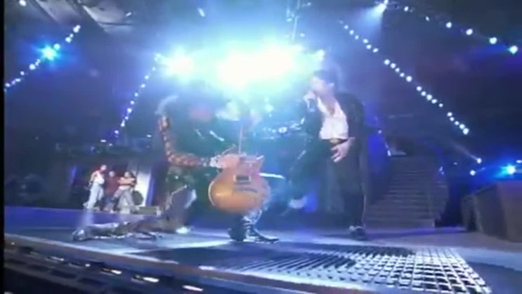  BLACK OR WHITE - MICHAEL JACKSON