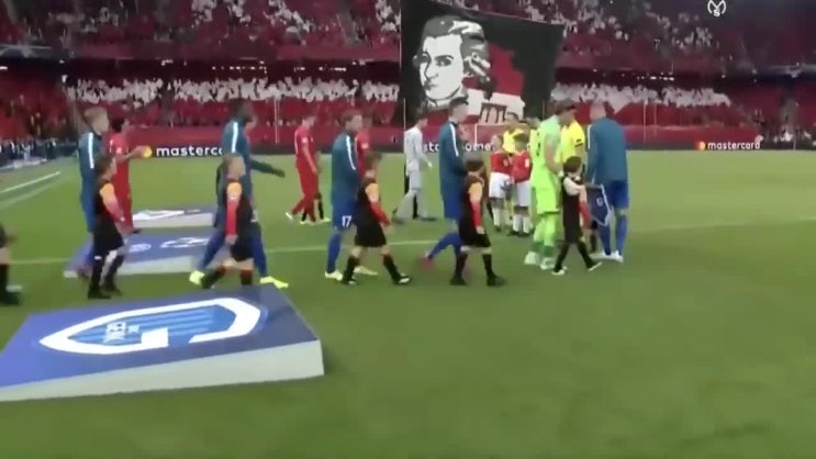  2019 챔피언스리그 E조 예선 : FC 레드불 잘츠부르크 VS KRC 헹크 6대2 대승리 [황희찬 골]