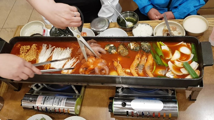  제주에 오면 꼭 먹어줘야 하는 통갈치조림