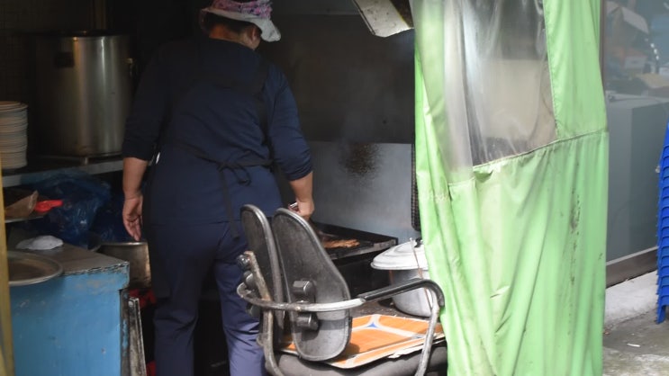 을지로 경상도집 - 식객 허영만의 백반기행 동대문 돼지갈비 을지로 경상도집 - 식객 허영만의 백반기행 동대문 돼지갈비