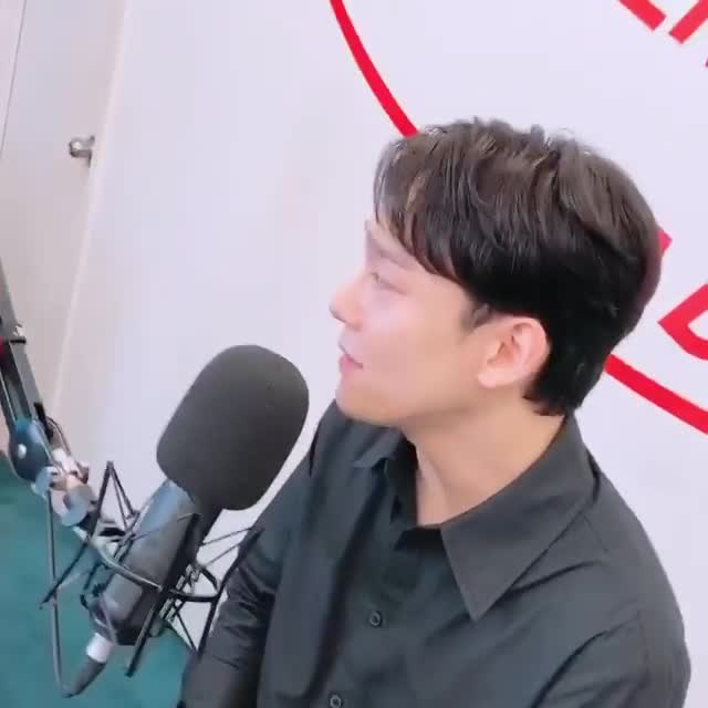  191003 엑소 첸 고영배님 인스타그램