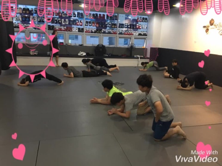 건강한 아름다움 천안 청당동 청수동 여성 그룹 복싱 다이어트 여자 주짓수 호신술 키즈 체력 어린이 권투 크로스핏 팀 켈리