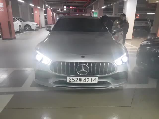 벤츠 amg gt 4도어 43 FLEX할수있는 따끈한 신상