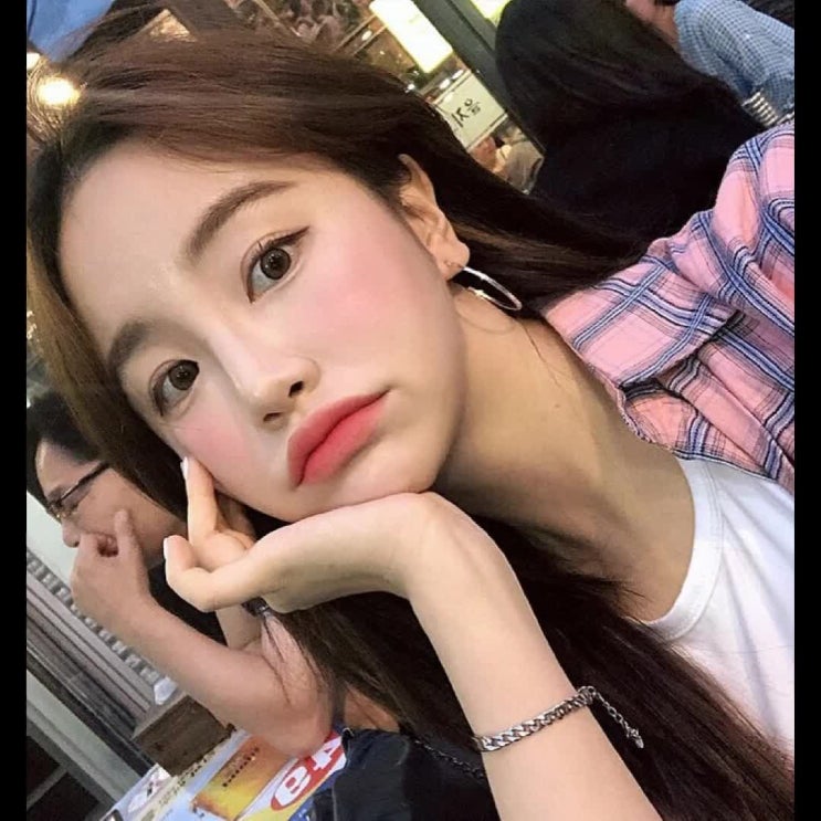  콧볼보톡스 촌스러움을 나타내는!