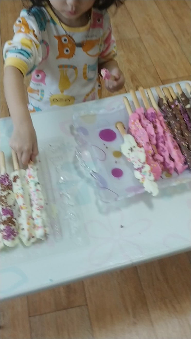  빼빼로데이 쉽고간단한 빼빼로만들기 초콜렛만들기 요리놀이
