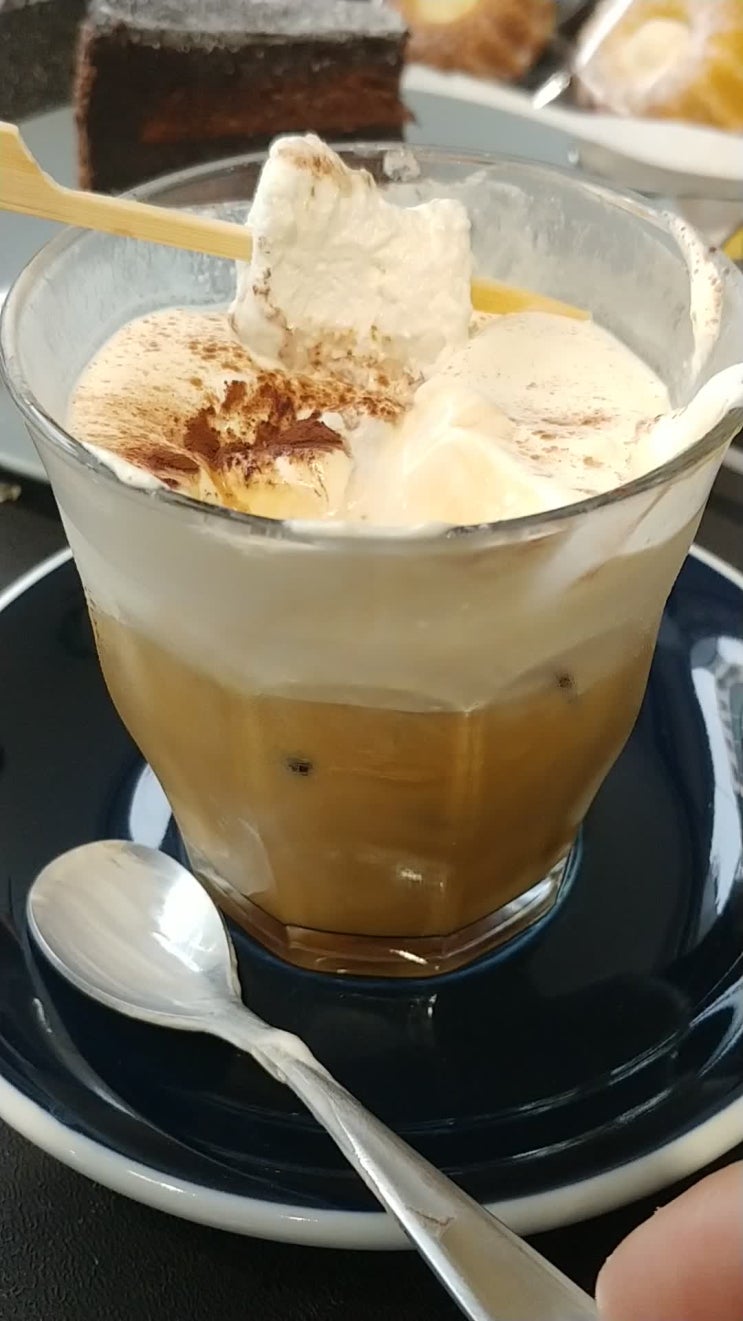  수원시청역 인계동 커피와 디저트가 맛있는 나혜석거리 카페 베드포드 커피 로스터스