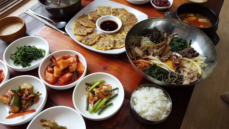  등산 후에 찾는 속리산 맛집 속리산산채정식