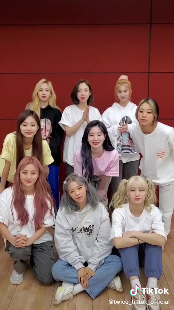 200531 TWICE 미니 9집 타이틀곡 "MORE & MORE"을 틱톡에서 24시간 먼저 만나 보세요! 200531 TWICE 미니 9집 타이틀곡 "MORE & MORE"을 틱톡에서 24시간 먼저 만나 보세요!
