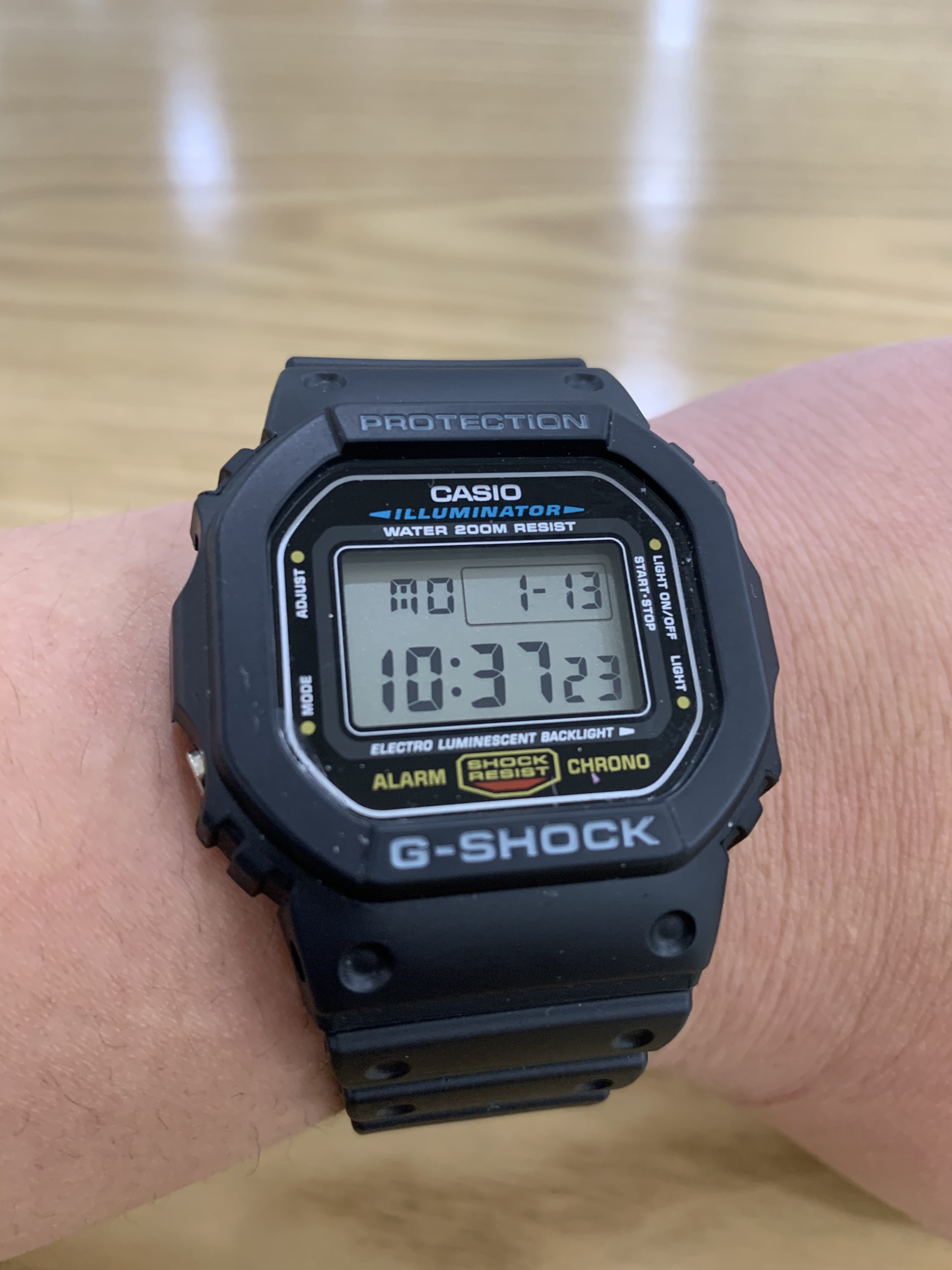 지샥 DW-5600E-1V 군인시계 스포츠시계, 지샥 시계 지샥5600 DW-5600E-1VER DW-5600E-1V DW-5600E-1VDR  카시오 시계 패션시계 남자시계 군인시계 군인추천 DW-5600E-1 아웃도어시계