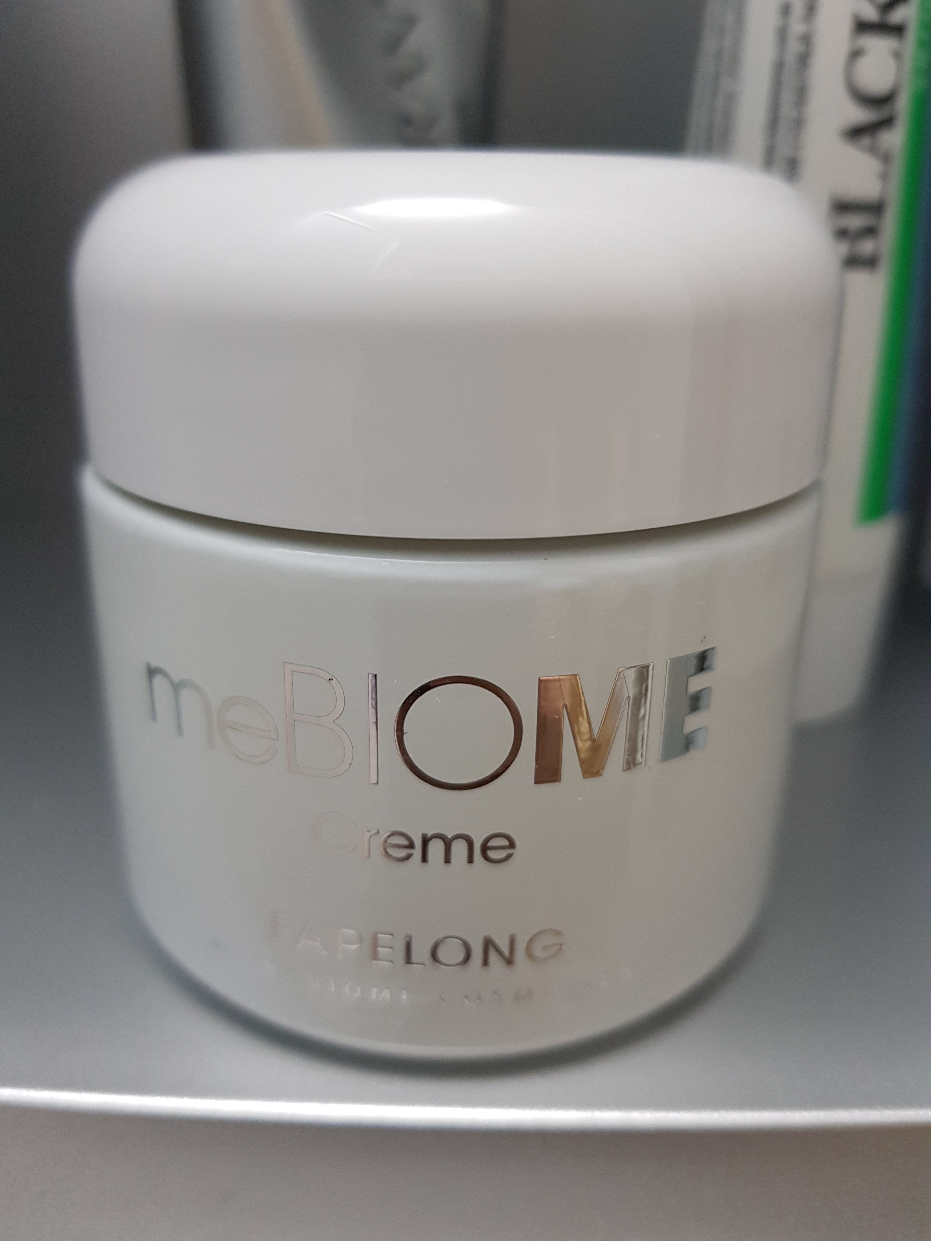 SmartStore review media