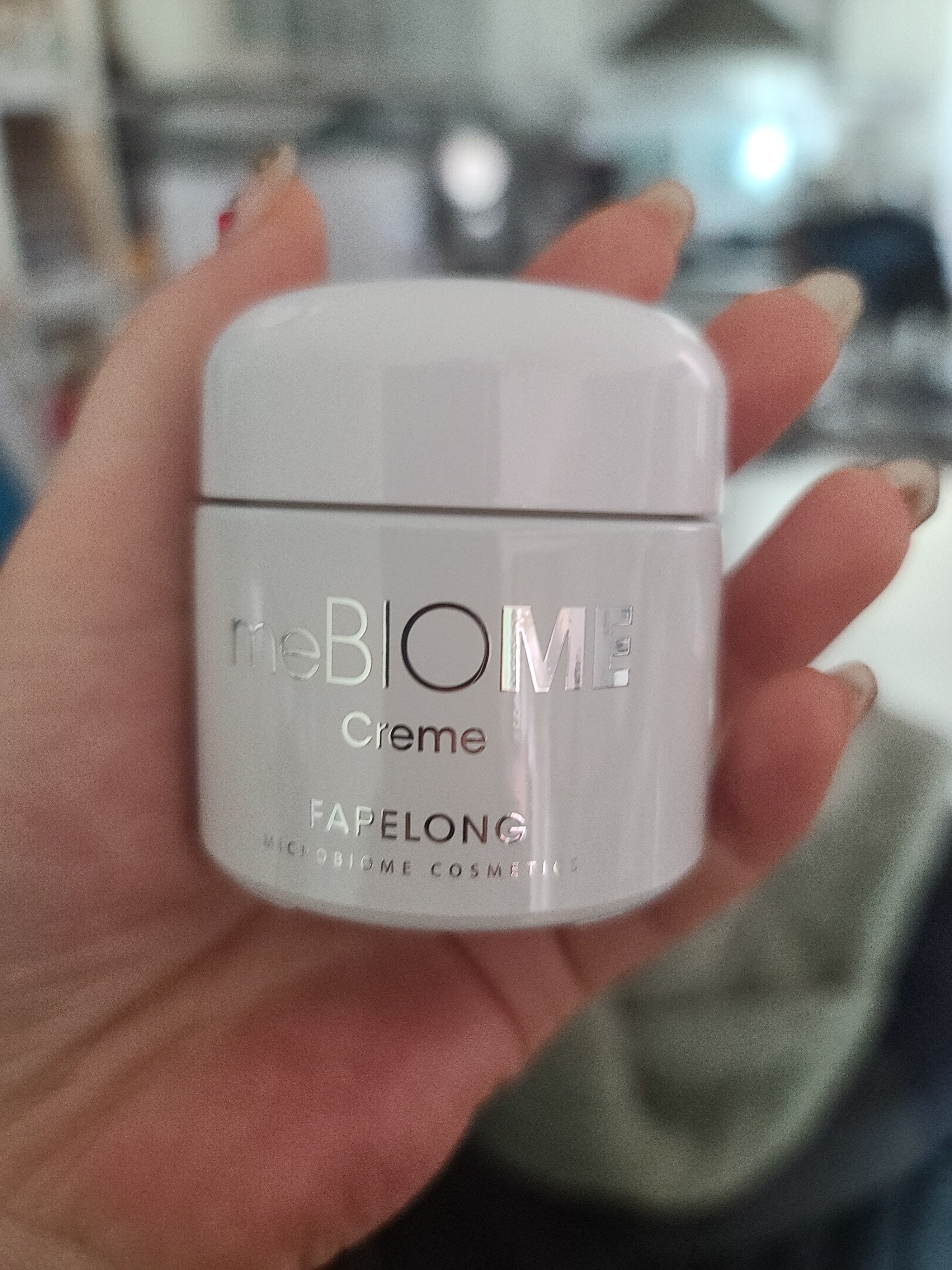 SmartStore review media