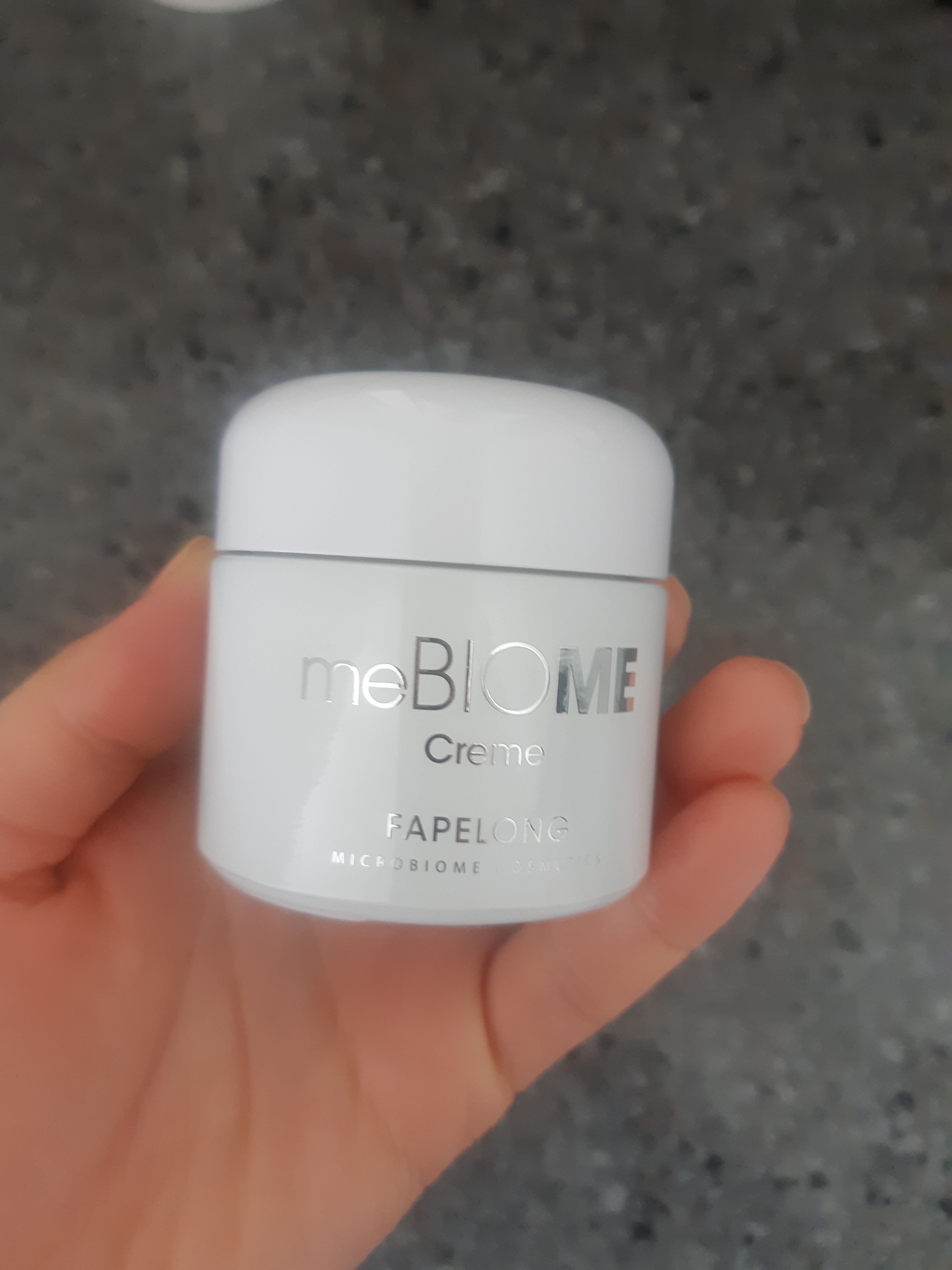 SmartStore review media
