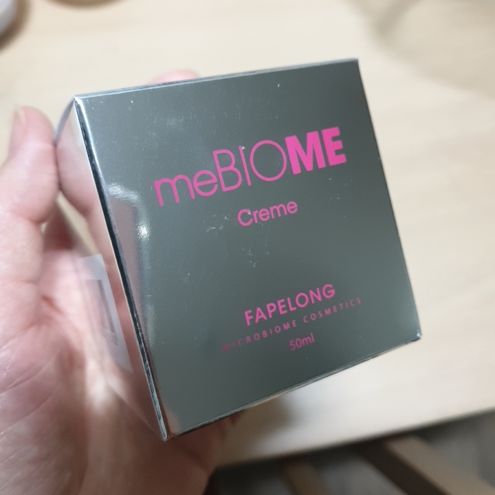 SmartStore review media
