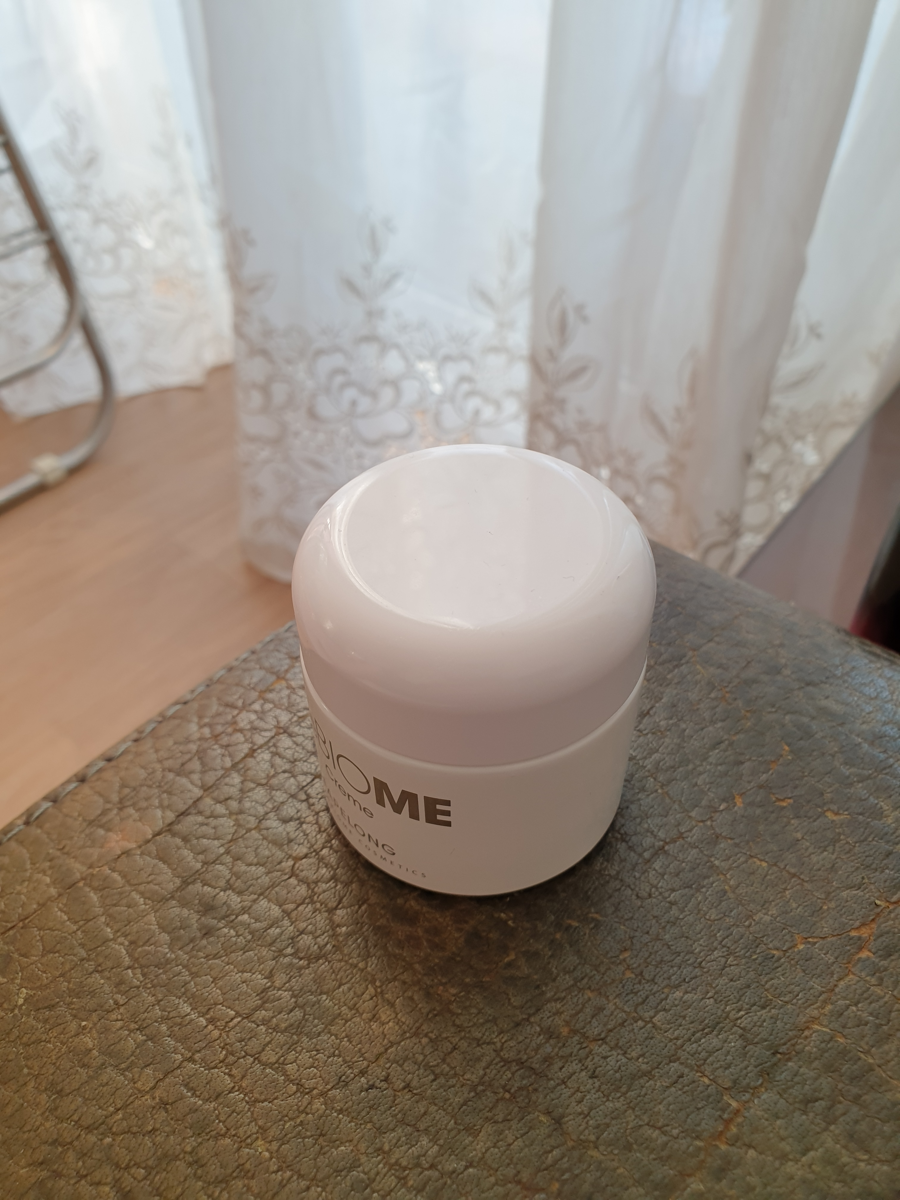 SmartStore review media
