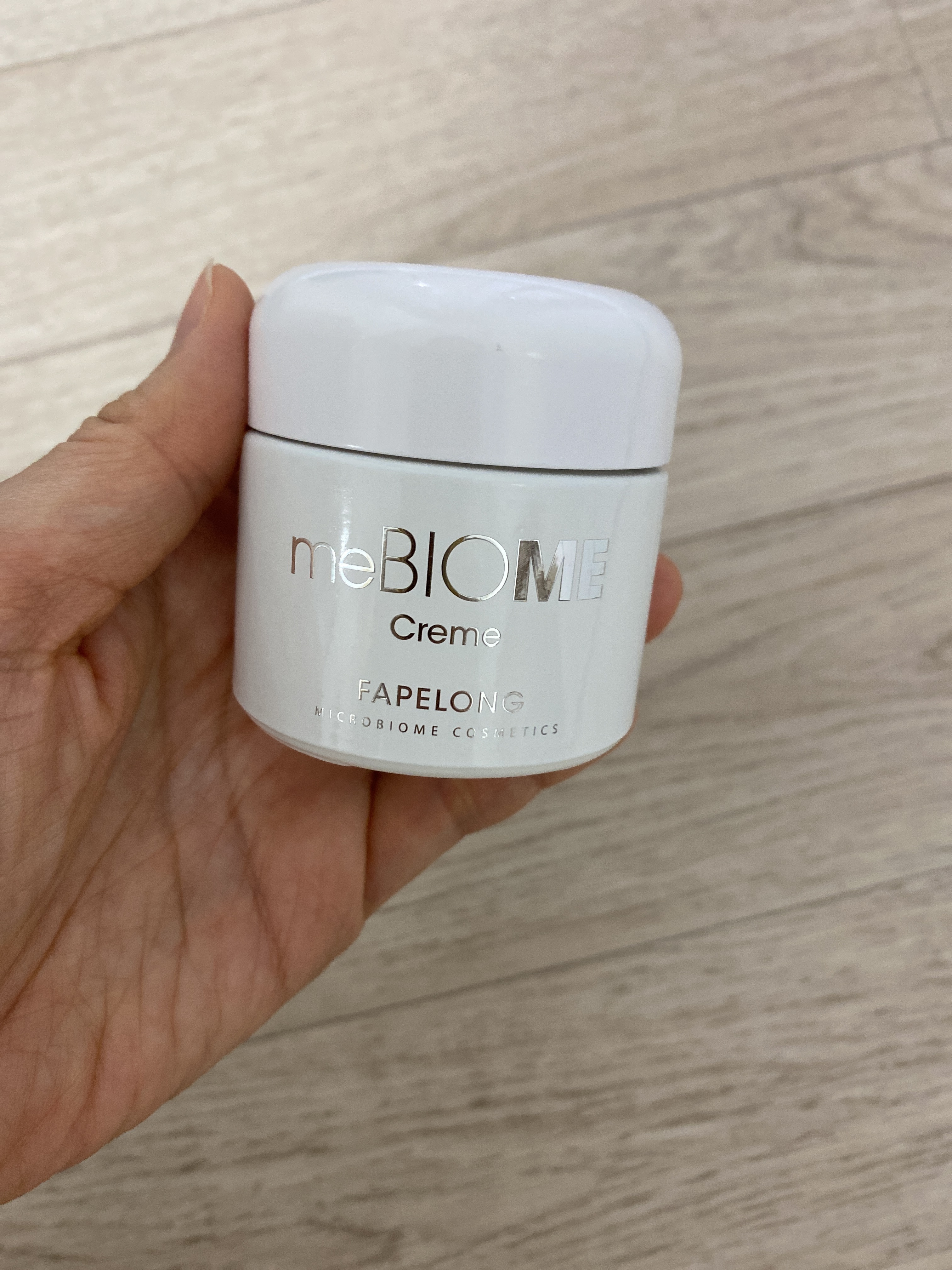 SmartStore review media