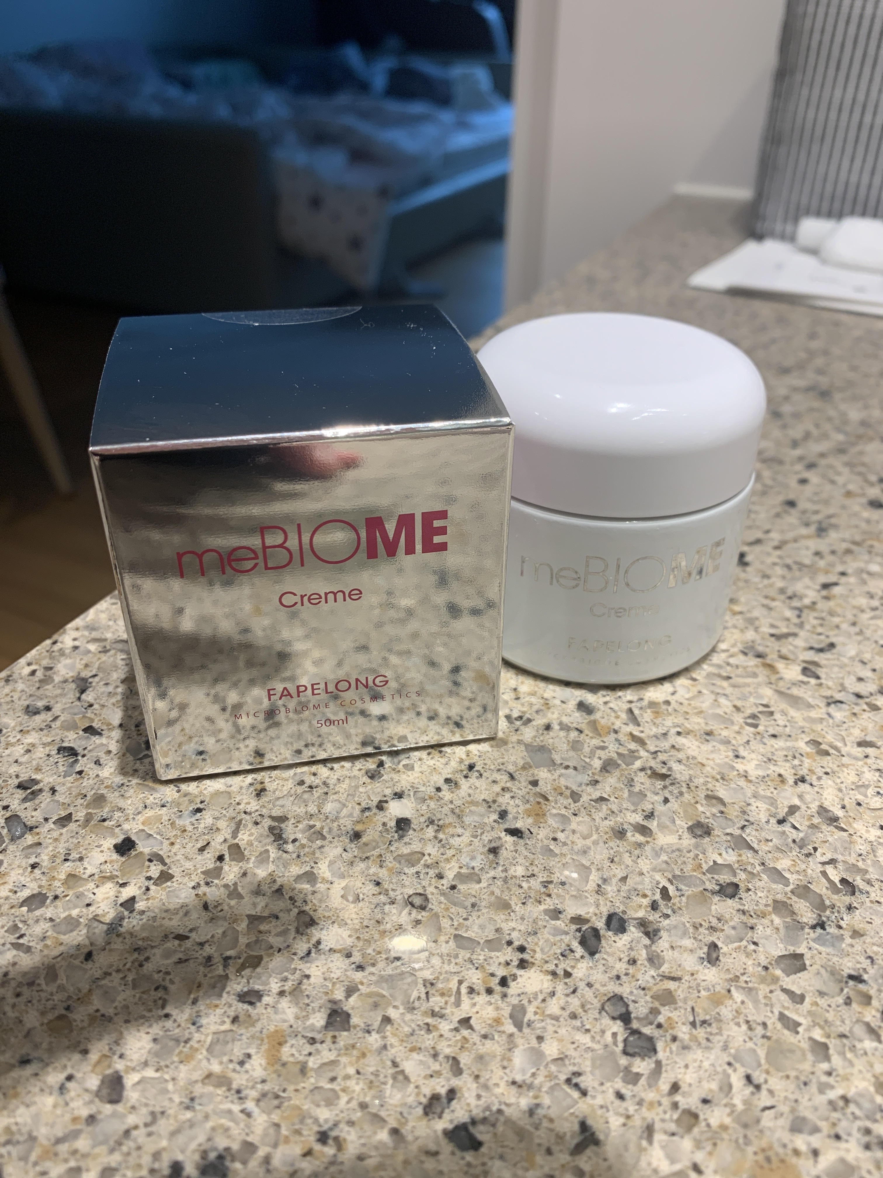 SmartStore review media