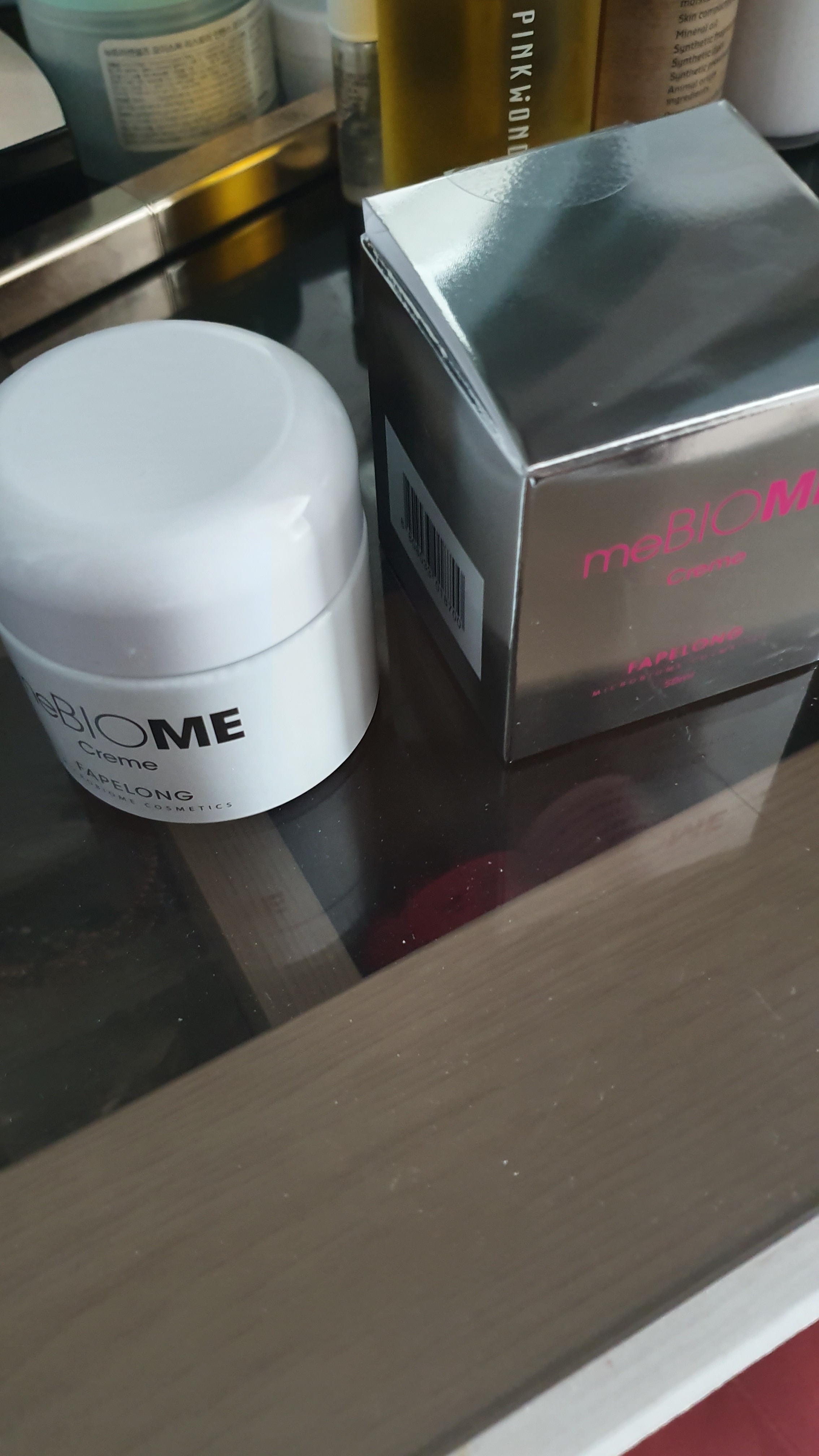 SmartStore review media