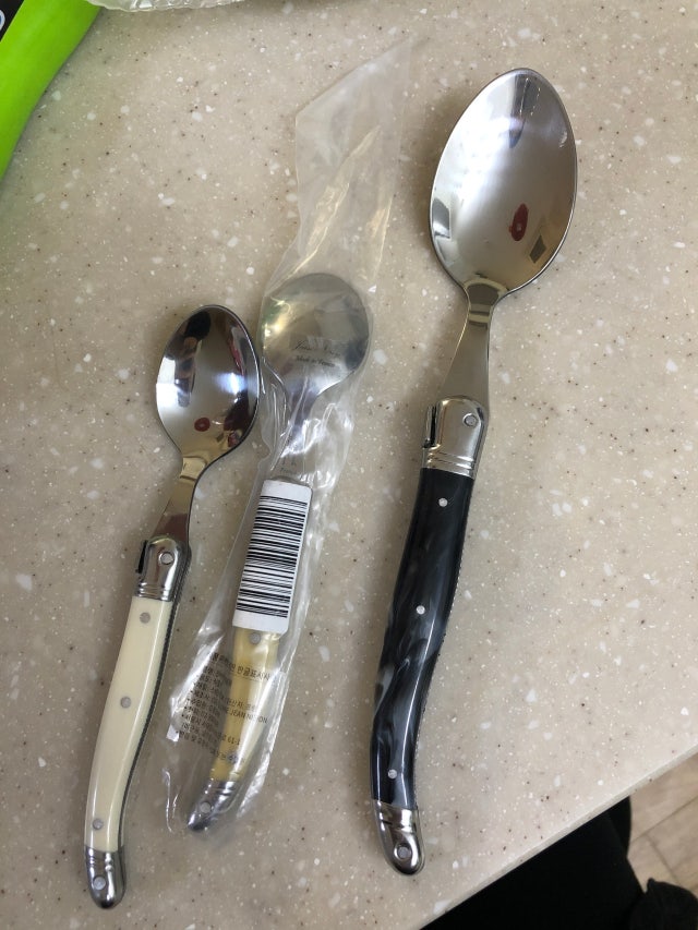 review-attachment-9947eb5c-6553-4537-8eab-4e57f1696284.jpeg?type=w640