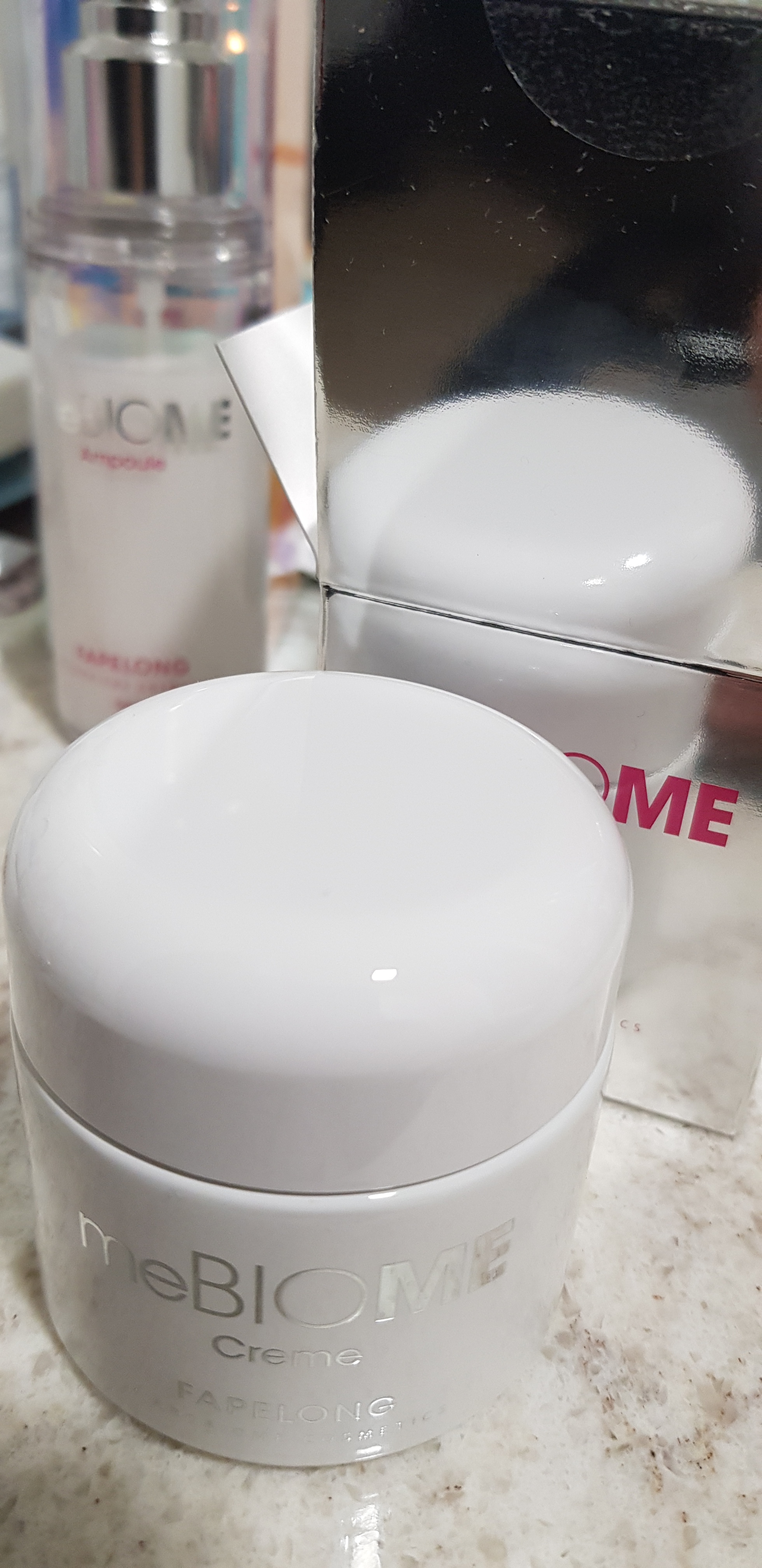 SmartStore review media