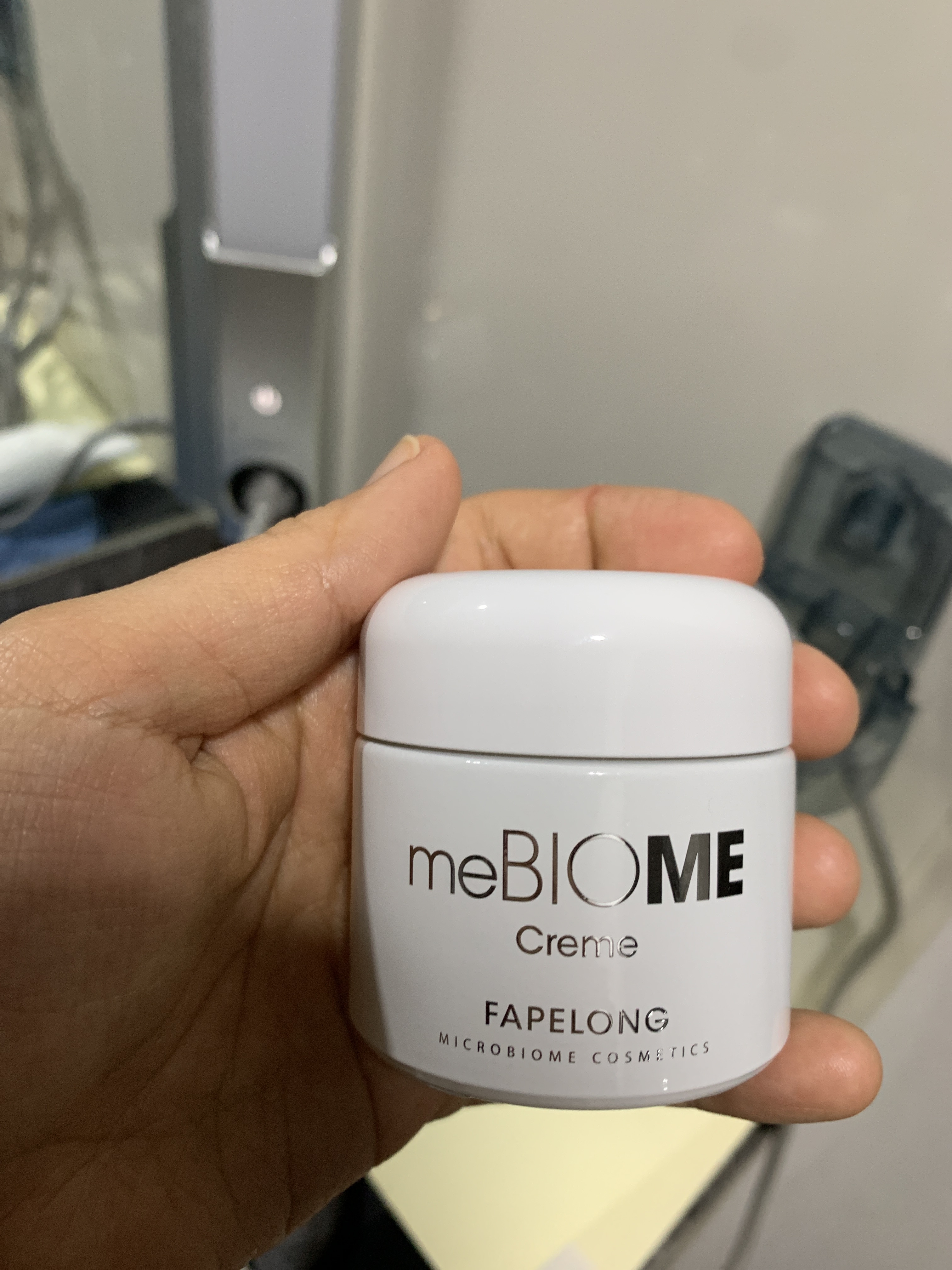 SmartStore review media
