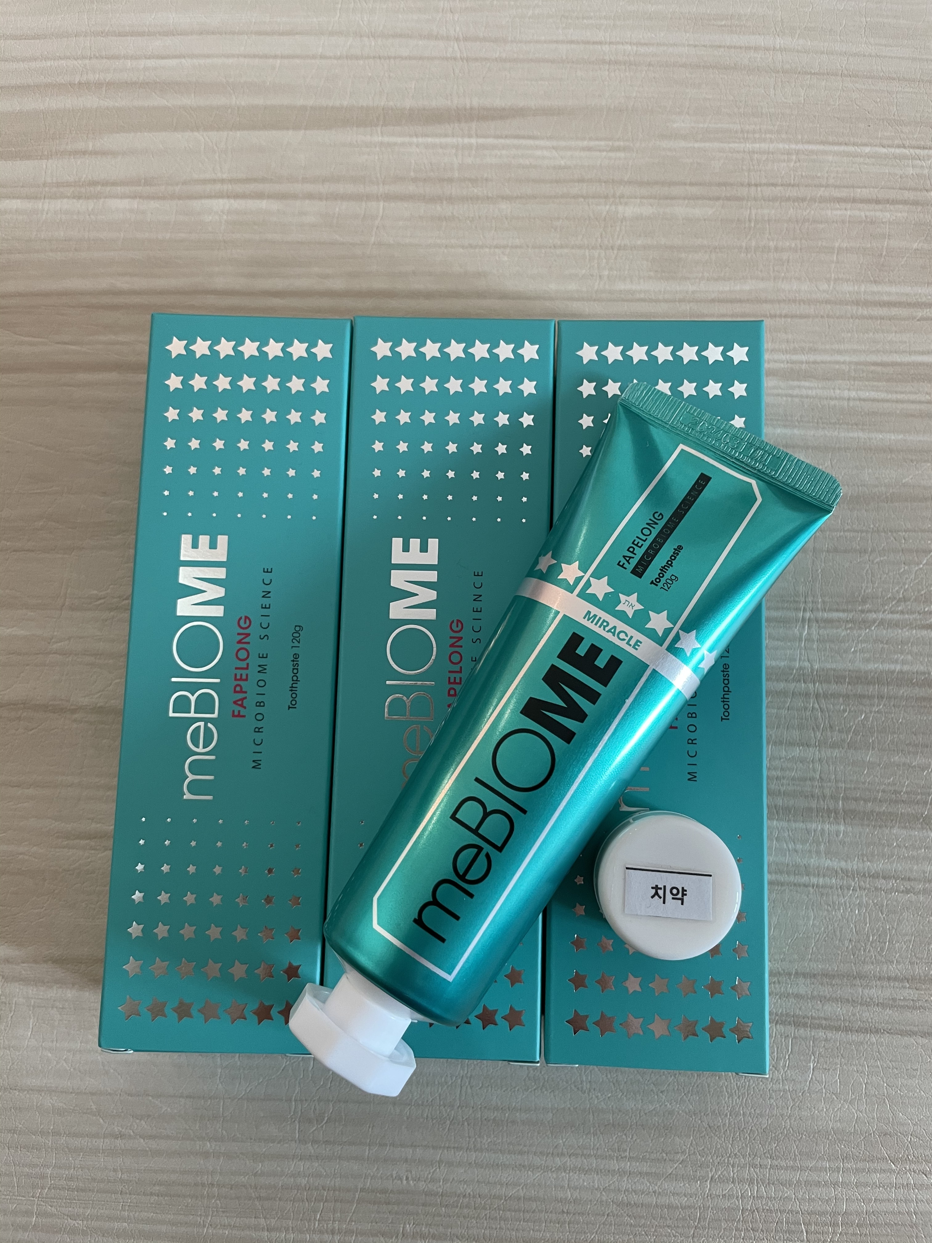SmartStore review media