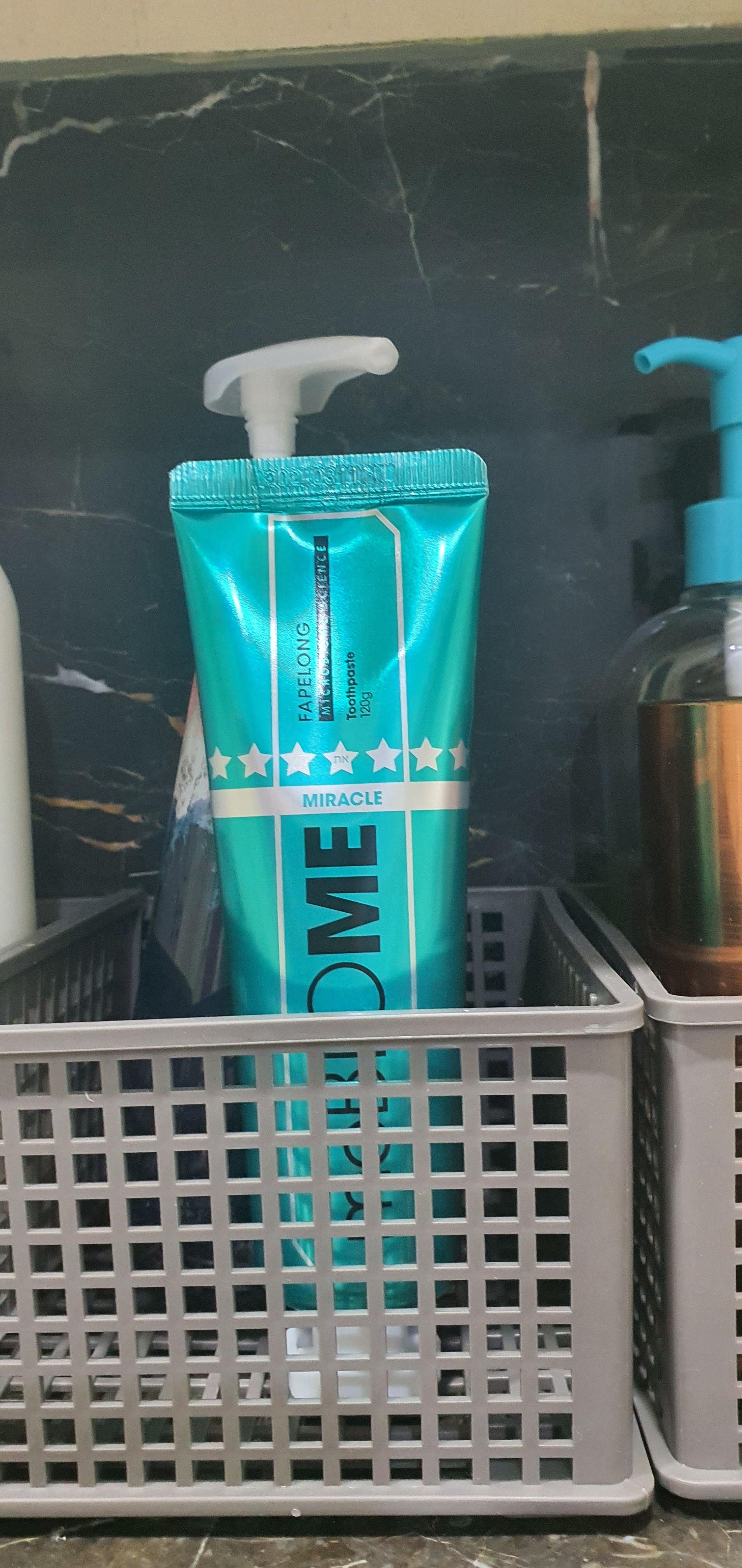 SmartStore review media