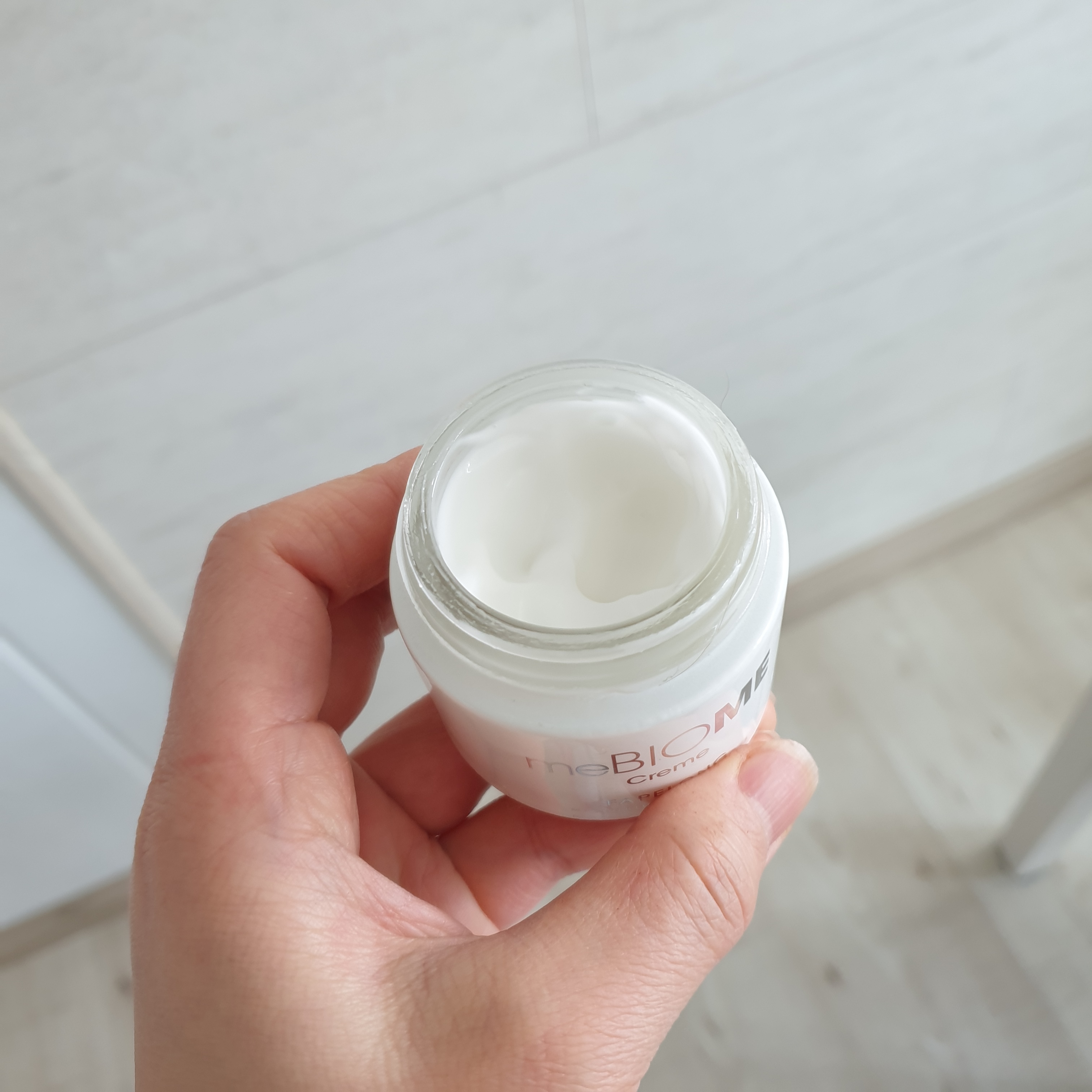 SmartStore review media