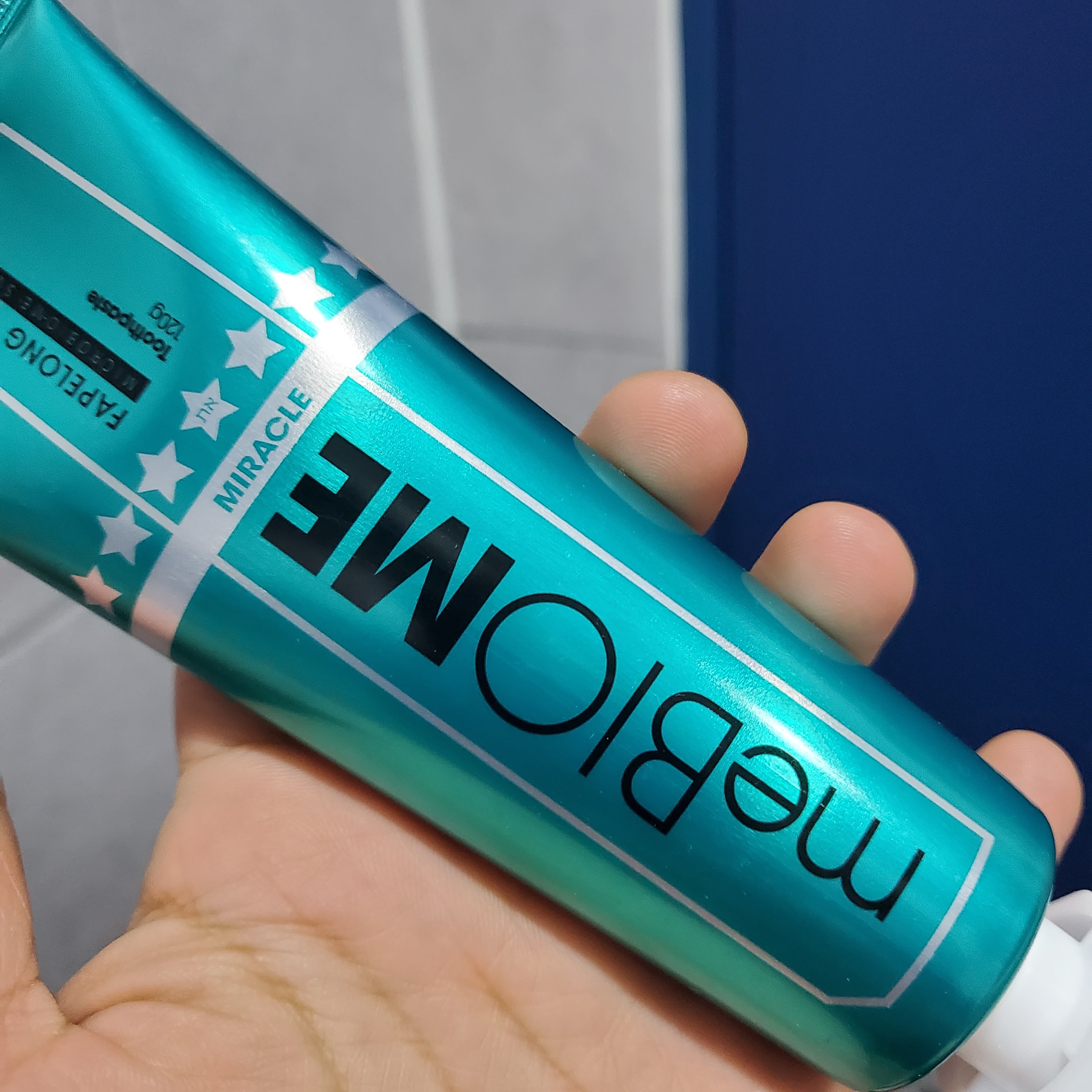 SmartStore review media