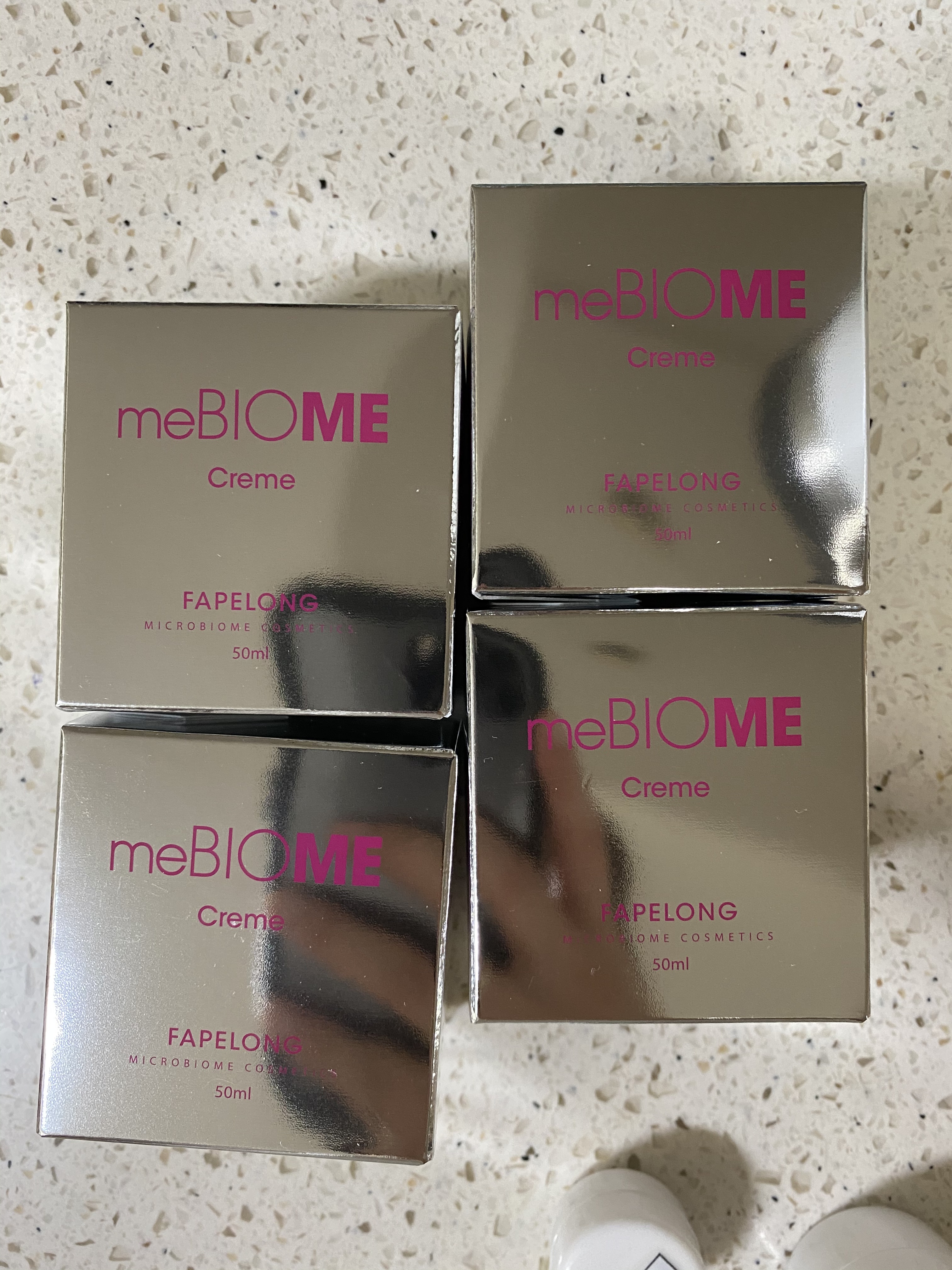 SmartStore review media