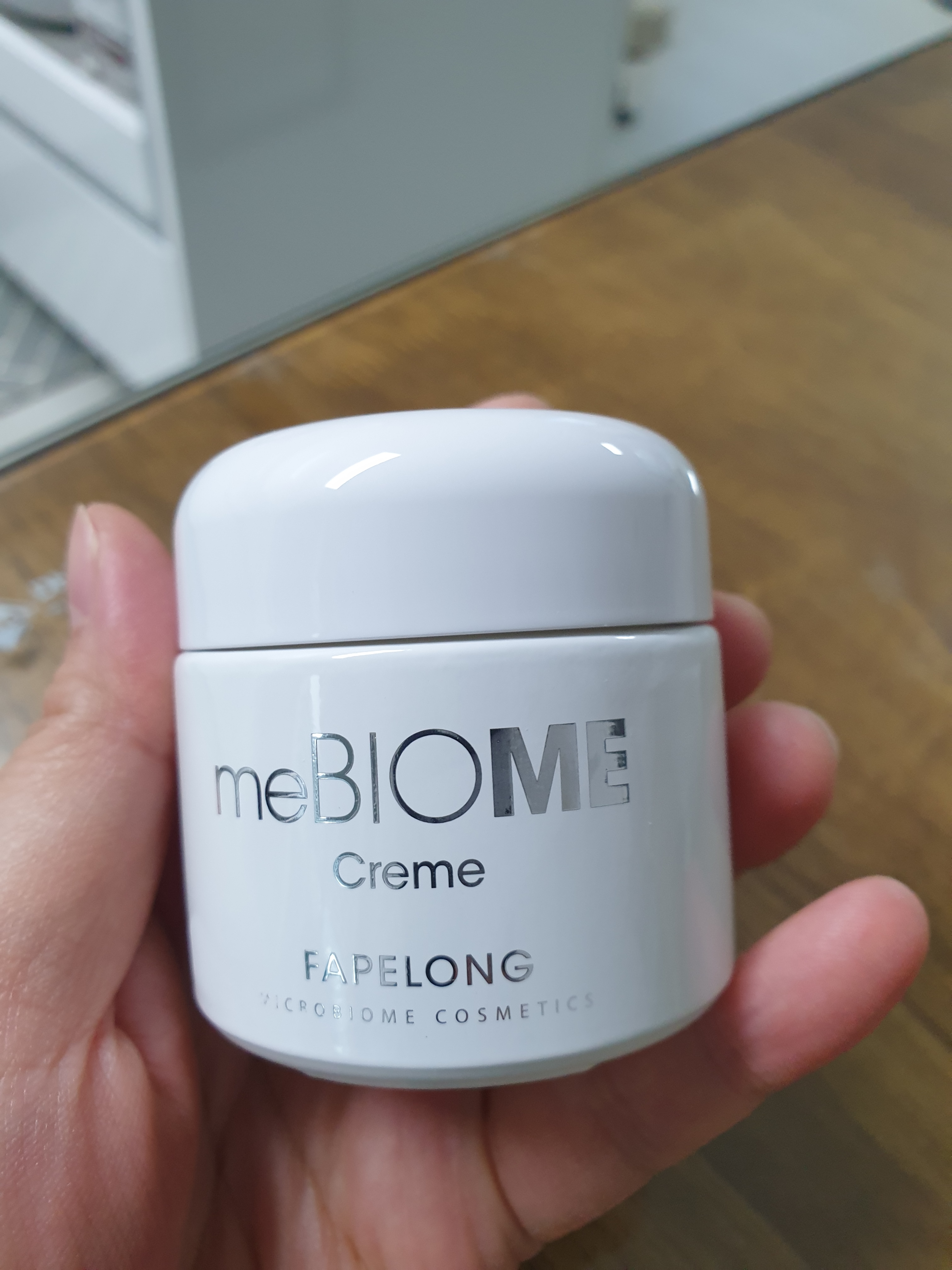 SmartStore review media