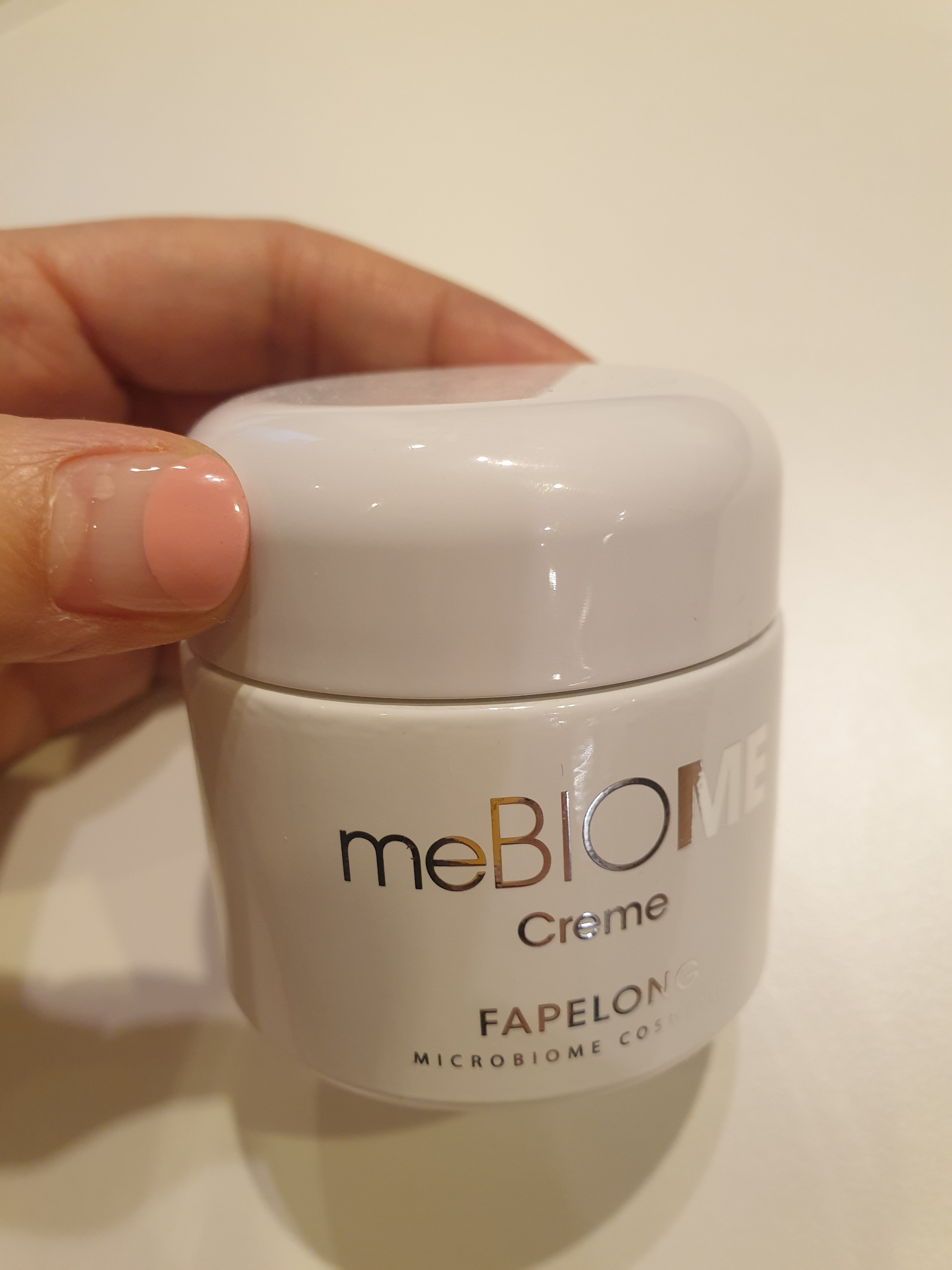 SmartStore review media