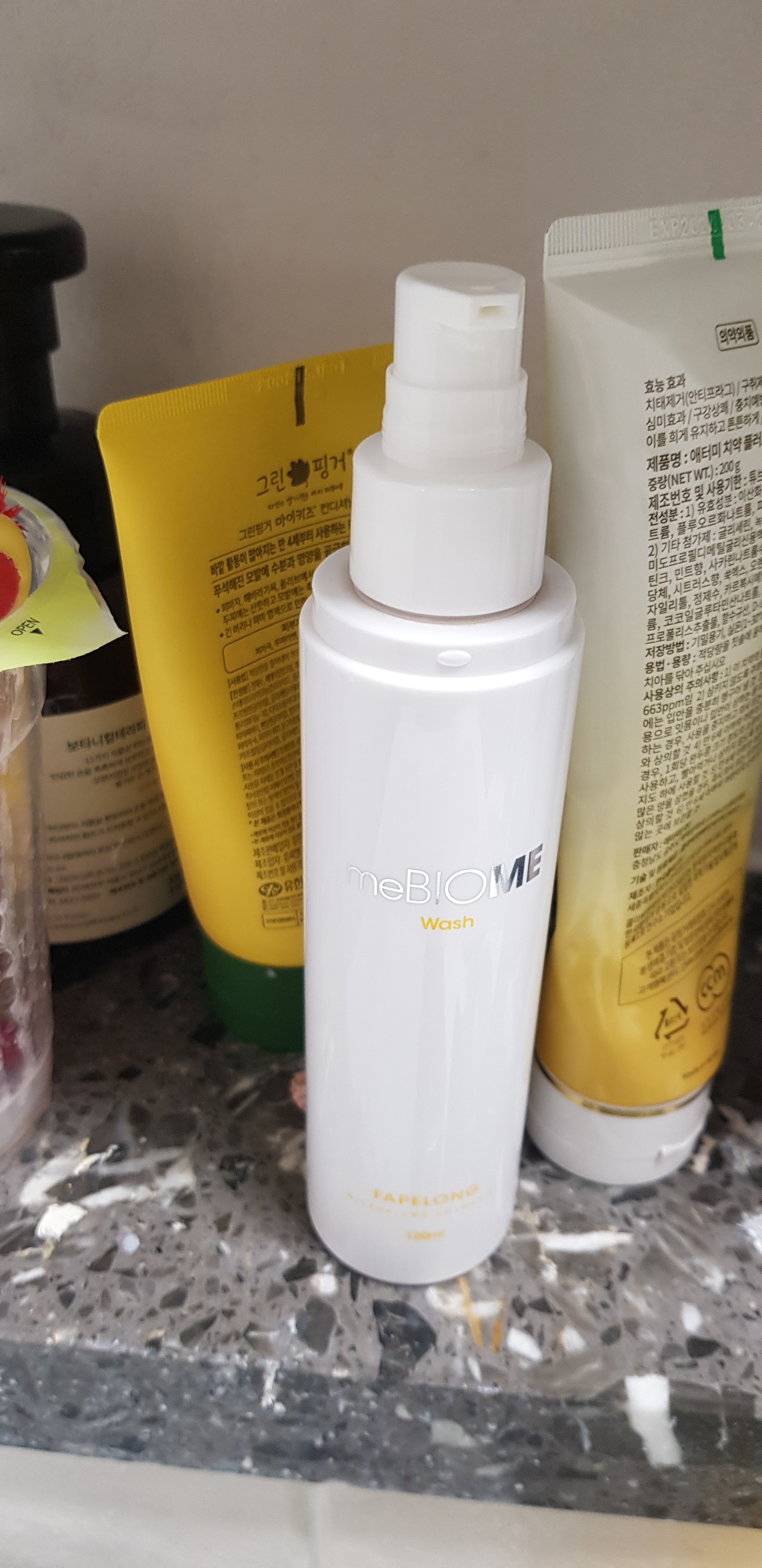 SmartStore review media