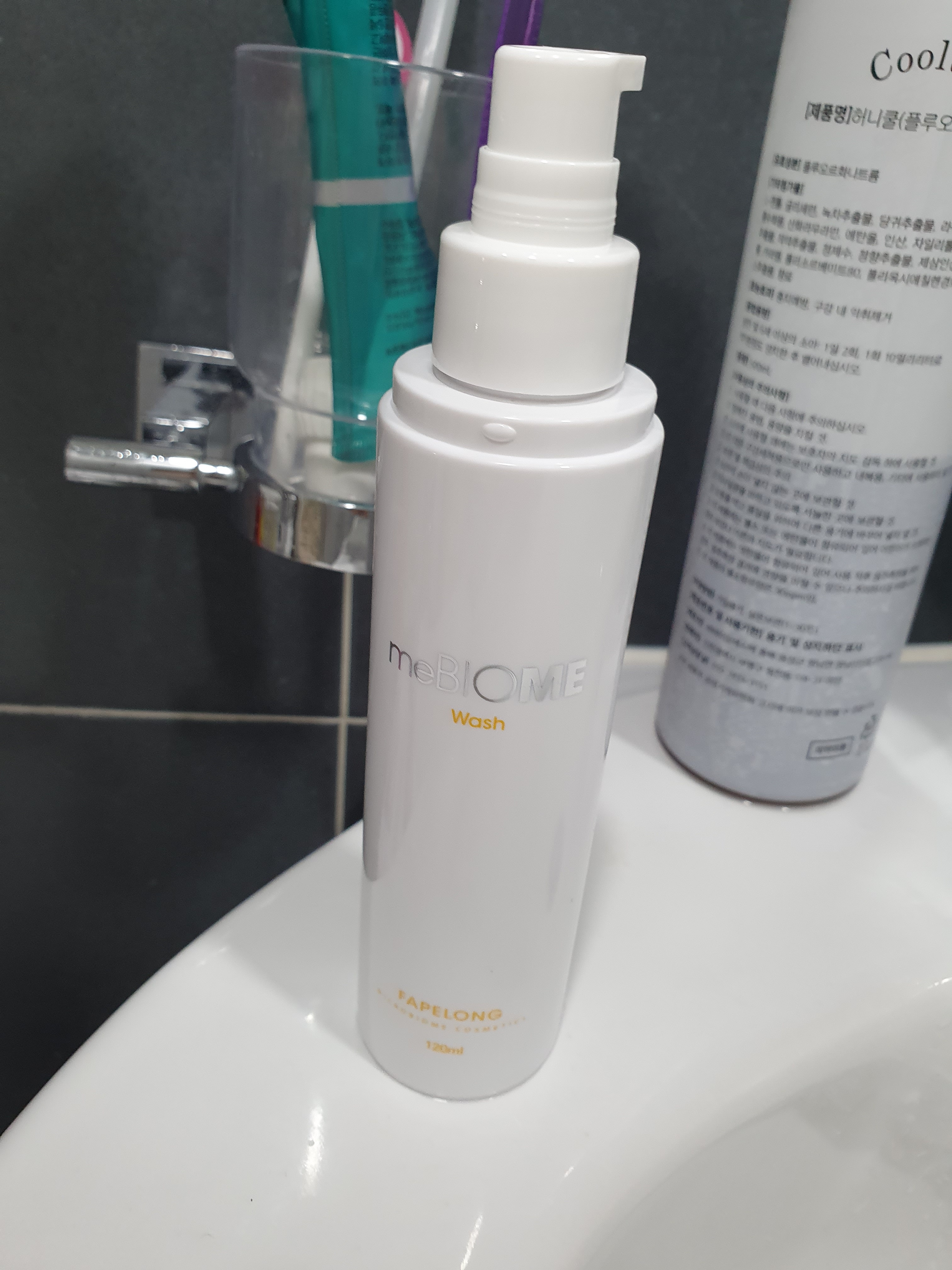 SmartStore review media