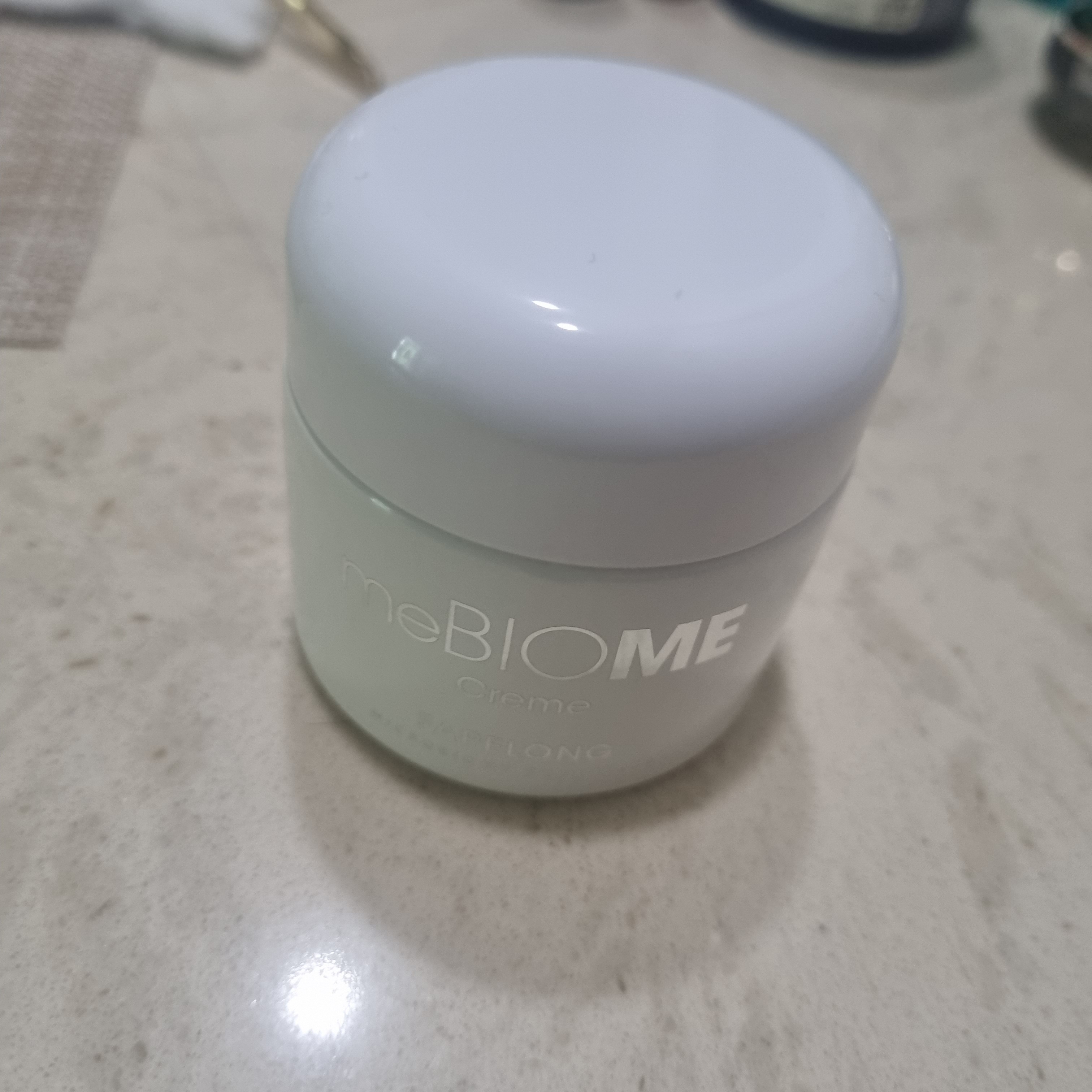 SmartStore review media
