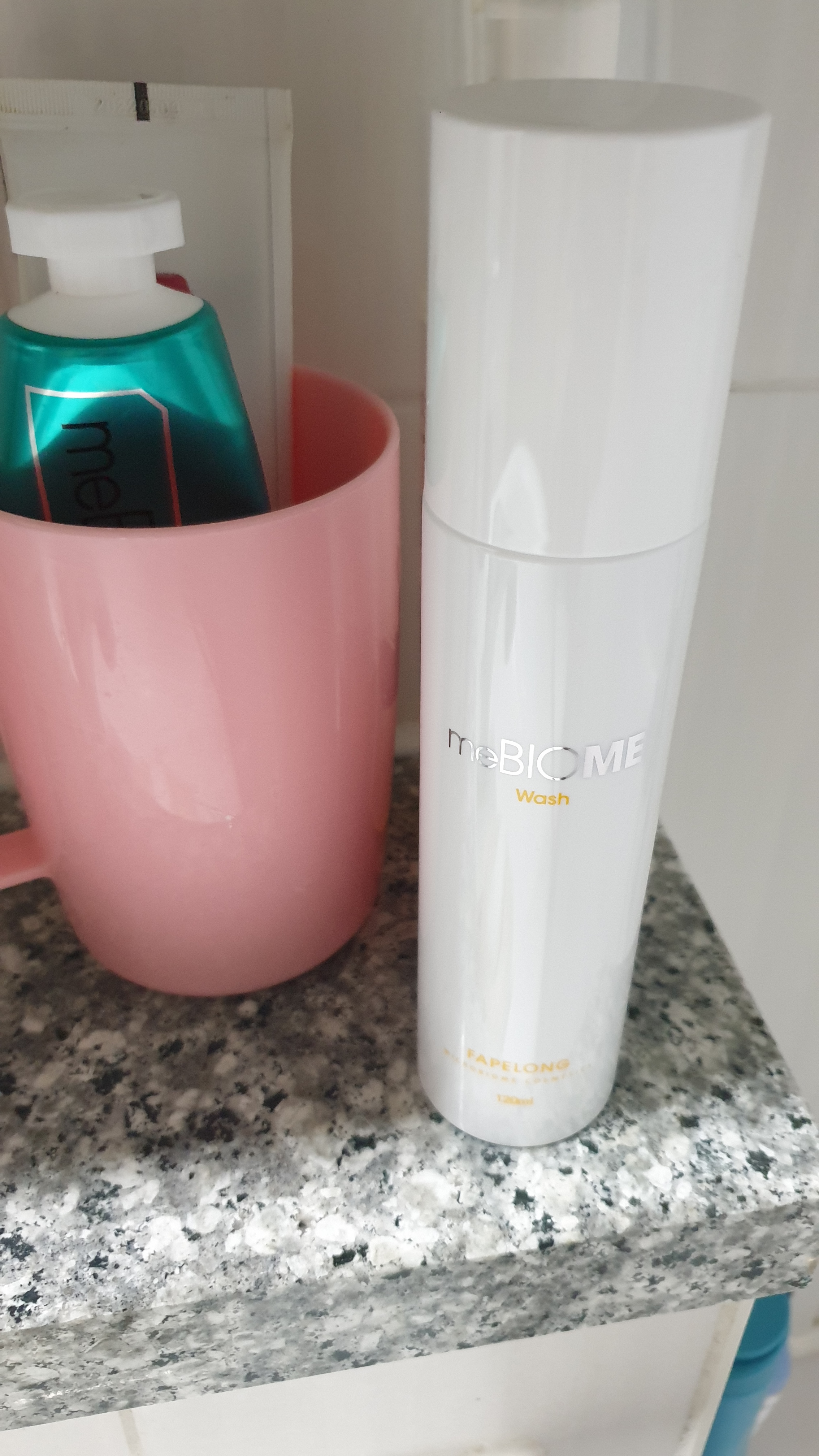 SmartStore review media