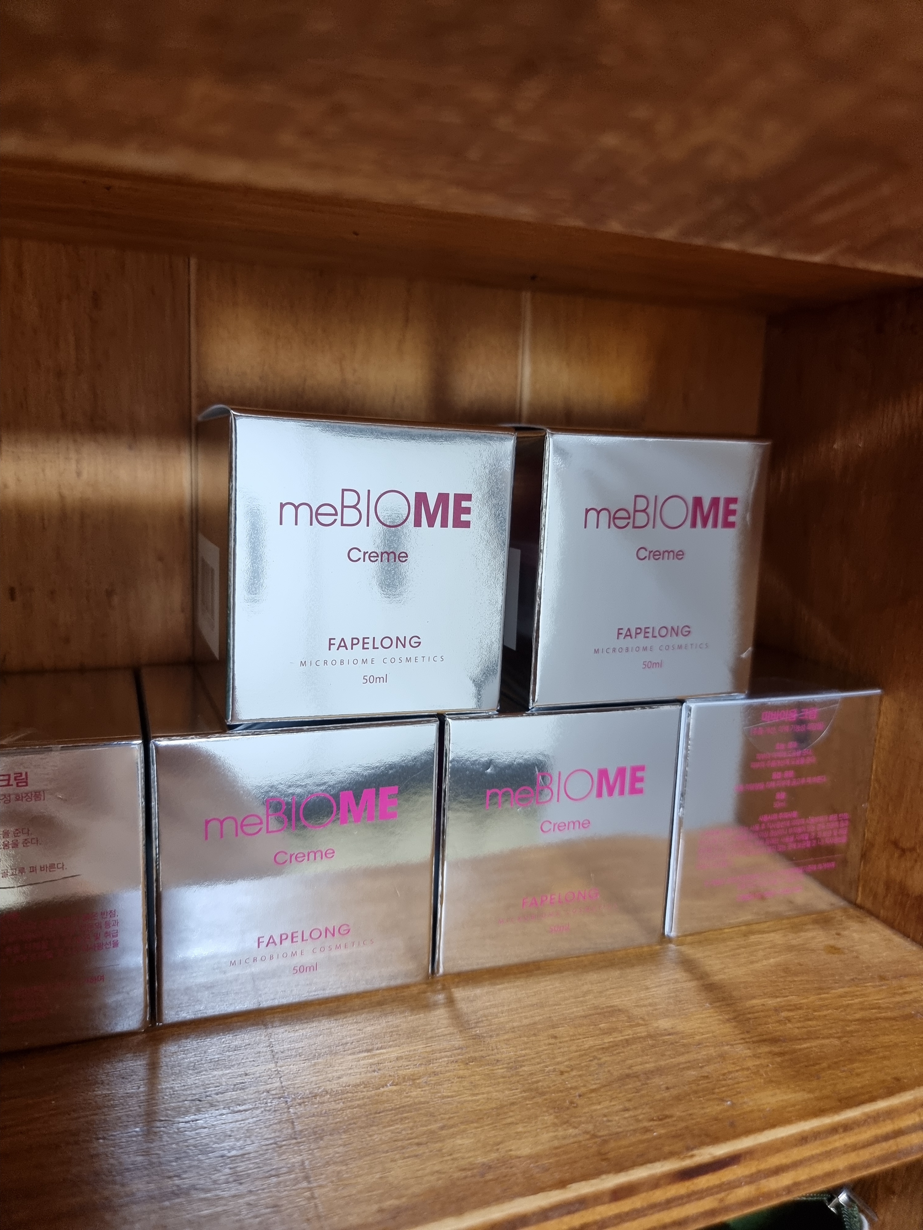 SmartStore review media
